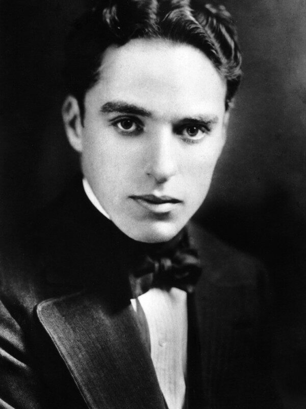 dummy-600x800-CharlieChaplin-plain